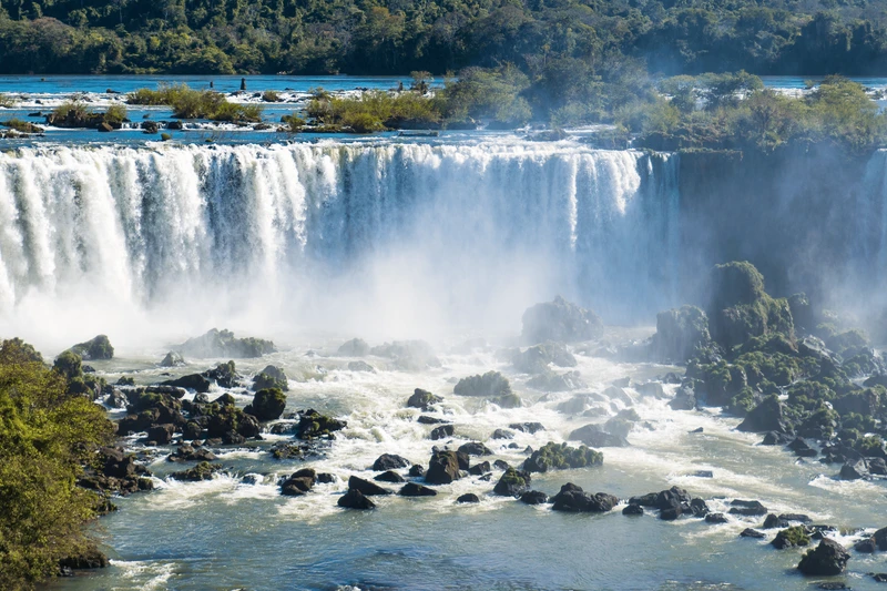 Cataratas do Iguaçu: Lado Brasileiro e Argentino